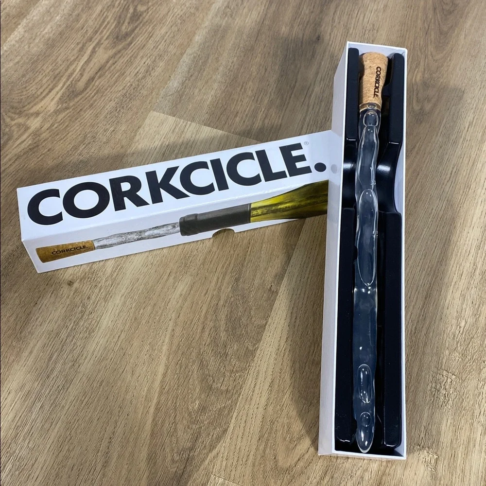 Corkcicle stylish wine